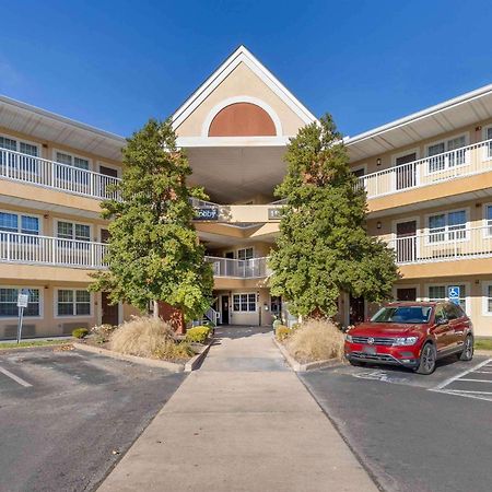 Extended Stay America Suites - St Louis - Westport - E Lackland Rd Maryland Heights Buitenkant foto